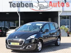 Zwart Gebruikt 2014 Peugeot 5008 Active MPV | € 6.485 (Iets duurder)