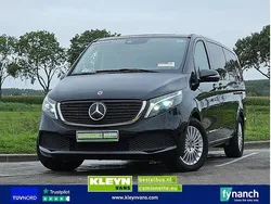 Zwart Gebruikt 2023 Mercedes EQV300 Van | € 43.900