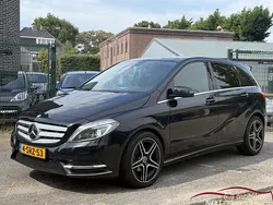 Zwart Gebruikt 2013 Mercedes B180 Ambition MPV | € 8.950 (Super prijs)