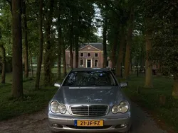 Grijs Gebruikt 2002 Mercedes C200 Elegance Sedan | € 2.750 (Eerlijke prijs)