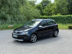 Grijs, metallic lak Gebruikt 2011 VW Polo Cross Hatchback | € 8.999 (Goede deal)