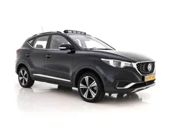 Zwart Gebruikt 2020 MG ZS Luxury Sedan | € 13.945 (Eerlijke prijs)
