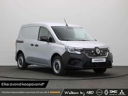 Gris highland Gebruikt 2024 Renault Kangoo MPV | € 22.945 (Eerlijke prijs)