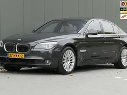 Grijs Gebruikt 2009 BMW 750 Sedan | € 16.940