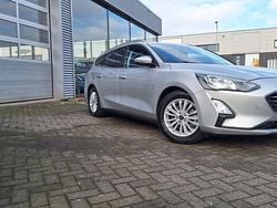 Grijs Gebruikt 2020 Ford Focus Business Edition Stationwagen | € 9.999 (Goede deal)