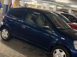 Blauw Gebruikt 2000 Toyota Yaris Sol Hatchback | € 1.850 (Eerlijke prijs)