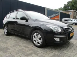 Zwart Gebruikt 2009 Hyundai i30 Dynamiq Stationwagen | € 2.950 (Eerlijke prijs)