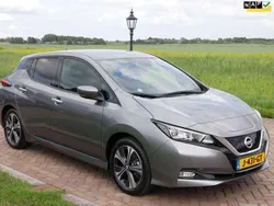 Grijs, metallic lak Gebruikt 2020 Nissan Leaf N-Connecta Hatchback | € 12.700 (Goede deal)