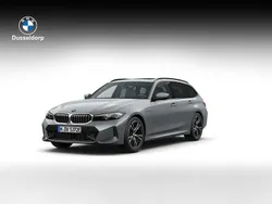 Grijs Nieuw 2025 BMW 330e M Sport Stationwagen | € 68.511 (Super prijs)