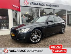 Zwart Gebruikt 2015 BMW 316 Executive Stationwagen | € 15.990