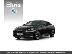 Zwart, metallic lak Nieuw 2025 BMW 220 M Sport Coupé | € 55.216 (Super prijs)