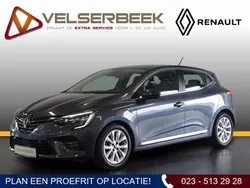 Grijs Gebruikt 2021 Renault Clio V Intens Hatchback | € 15.445 (Eerlijke prijs)