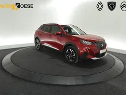 Rood, metallic lak Gebruikt 2020 Peugeot 2008 Allure SUV | € 18.700 (Duur)