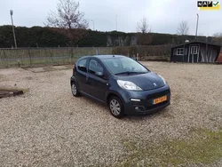 Grijs Gebruikt 2012 Peugeot 107 Active Hatchback | € 4.998 (Iets duurder)