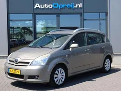 Grijs, metallic lak Gebruikt 2005 Toyota Verso Terra MPV | € 6.745 (Iets duurder)