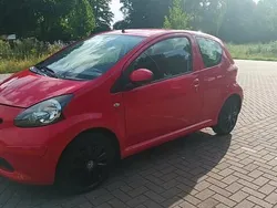 Rood Gebruikt 2009 Toyota Aygo Hatchback | € 1.595 (Goede deal)