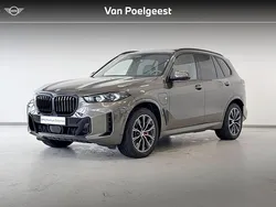 Manhattan metallic (c3d) (bruin metallic) Gebruikt 2025 BMW X5 M Sport SUV | € 99.795 (Super prijs)