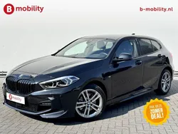 Zwart Gebruikt 2024 BMW 116 Executive Hatchback | € 29.895