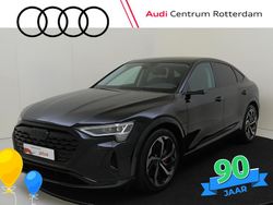 Zwart Gebruikt 2024 Audi Q8 Advanced SUV | € 60.950