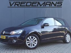 Blauw Gebruikt 2011 VW Golf VI Style Hatchback | € 3.950 (Eerlijke prijs)