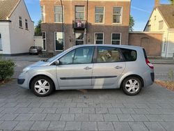 Beige Gebruikt 2004 Renault Grand Scénic II Expression MPV | € 1.695