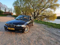 Zwart Gebruikt 2001 BMW 320 Executive Sedan | € 2.500 (Goede deal)