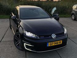 Zwart Gebruikt 2015 VW Golf VII GTE Stationwagen | € 13.500 (Iets duurder)