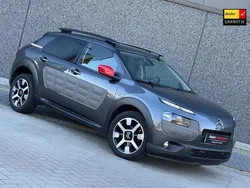 Grijs, metallic lak Gebruikt 2015 Citroën C4 Cactus PureTech Hatchback | € 7.499 (Eerlijke prijs)