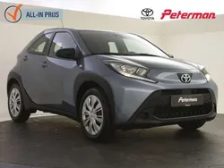 Grijs Gebruikt 2024 Toyota Aygo Play Hatchback | € 17.499 (Eerlijke prijs)