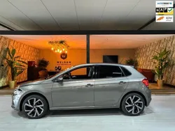 Grijs Gebruikt 2018 VW Polo Comfortline Hatchback | € 17.990 (Eerlijke prijs)