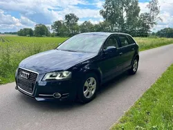 Zwart Gebruikt 2010 Audi A3 Sportback Ambiente Hatchback | € 2.000