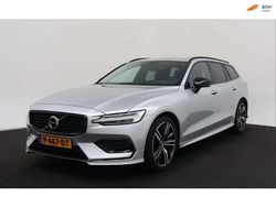 Grijs Gebruikt 2022 Volvo V60 Momentum Stationwagen | € 25.411 (Goede deal)