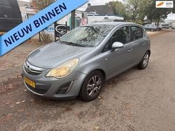 Grijs Gebruikt 2011 Opel Corsa Edition Hatchback | € 2.500 (Eerlijke prijs)