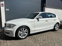 Wit, andere lak Gebruikt 2008 BMW 118 Hatchback | € 4.995 (Eerlijke prijs)