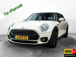 Wit Gebruikt 2020 Mini One Clubman Chili Stationwagen | € 16.900 (Eerlijke prijs)