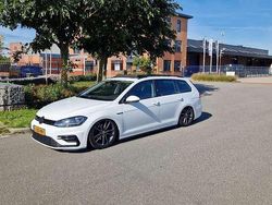 Wit Gebruikt 2018 VW Golf VII R-line Stationwagen | € 22.500 (Duur)