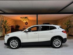 Wit (metallic) Gebruikt 2023 BMW X2 Executive SUV | € 29.990 (Super prijs)