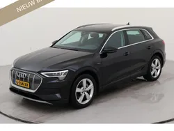 Zwart Gebruikt 2019 Audi e-tron SUV | € 24.285 (Eerlijke prijs)