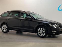 Zwart Gebruikt 2020 Skoda Octavia Business Line Stationwagen | € 15.650 (Eerlijke prijs)
