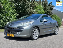 Grijs Gebruikt 2008 Peugeot 207 CC Sport Cabriolet | € 3.250 (Eerlijke prijs)