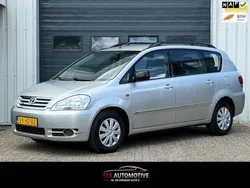 Grijs Gebruikt 2002 Toyota Avensis Verso Luna MPV | € 6.450