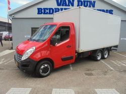 Oranje Gebruikt 2012 Renault Master Van | € 14.990 (Iets duurder)
