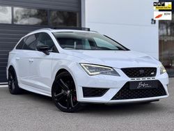 Wit (parellak) Gebruikt 2016 Cupra Leon Stationwagen | € 21.950 (Eerlijke prijs)