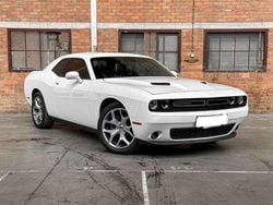 Wit Gebruikt 2015 Dodge Challenger SXT Coupé | € 16.750