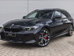 Zwart Nieuw 2025 BMW 330e Comfort Edition Stationwagen | € 74.276 (Eerlijke prijs)