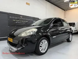 Zwart Gebruikt 2010 Renault Clio II Collection Hatchback | € 2.995 (Eerlijke prijs)