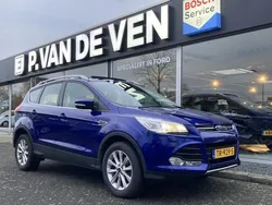 Blauw, metallic lak Gebruikt 2015 Ford Kuga Titanium SUV | € 12.450 (Eerlijke prijs)