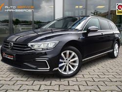 Zwart Gebruikt 2020 VW Passat Business Stationwagen | € 21.900 (Goede deal)