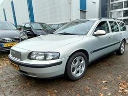 Grijs Gebruikt 2001 Volvo V70 Comfort Stationwagen | € 1.350 (Goede deal)