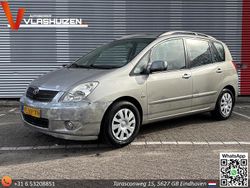 Grijs Gebruikt 2004 Toyota Corolla Verso Luna MPV | € 1.750 (Goede deal)